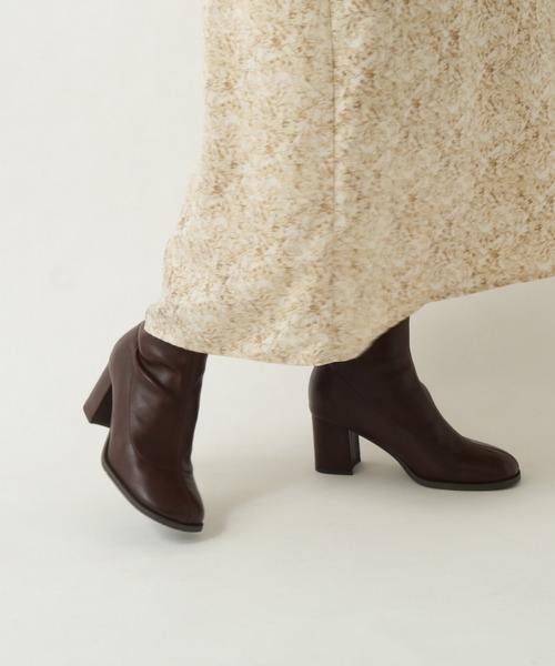 RAY CASSIN（レイカズン）の「ストレッチオブリークブーツ（ブーツ・レディース・ブラック/ベージュ/ブラウン/キナリ・SMALL/MEDIUM/LARGE）」の12枚目の写真