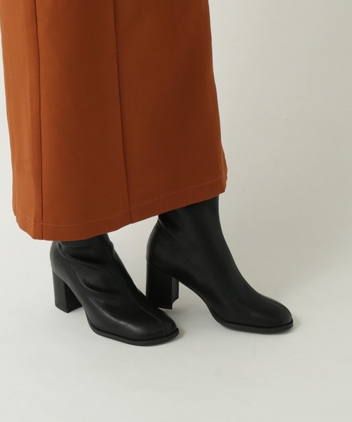 RAY CASSIN（レイカズン）の「ストレッチオブリークブーツ（ブーツ・レディース・ブラック/ベージュ/ブラウン/キナリ・SMALL/MEDIUM/LARGE）」の7枚目の写真