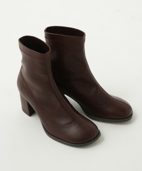 RAY CASSIN（レイカズン）の「ストレッチオブリークブーツ（ブーツ・レディース・ブラック/ベージュ/ブラウン/キナリ・SMALL/MEDIUM/LARGE）」の10枚目の写真