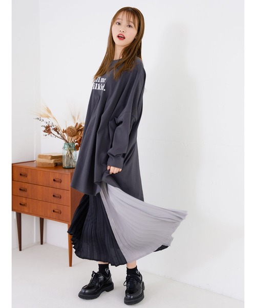 MILKFED.(ミルクフェド)の「COLORBLOCK PLEATED SKIRT(スカート・レディース・ブラック/ネイビー/グリーン・ONE SIZE)」の20枚目の写真