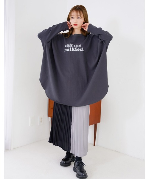 MILKFED.(ミルクフェド)の「COLORBLOCK PLEATED SKIRT(スカート・レディース・ブラック/ネイビー/グリーン・ONE SIZE)」の21枚目の写真