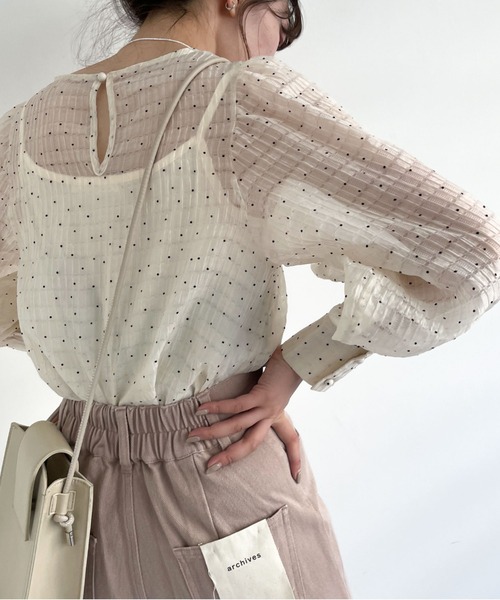 archives（アルシーヴ）の「シアードットパワショルブラウス（シャツ/ブラウス・レディース・ピンクベージュ/ミント/オフホワイト・MEDIUM）」の7枚目の写真