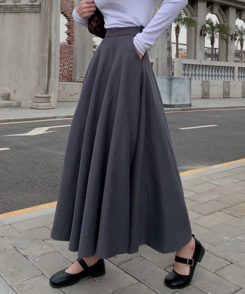 Diosfront（ディオスフロント）の「フェイクウールハイウエストAラインフレアマキシスカート（スカート・レディース・チャコールグレー/ブラック/ダークグリーン/ブラウン/グレー/ワインレッド・S/M/L）」の3枚目の写真