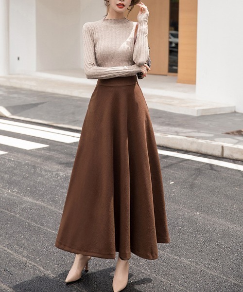 Diosfront（ディオスフロント）の「フェイクウールハイウエストAラインフレアマキシスカート（スカート・レディース・チャコールグレー/ブラック/ダークグリーン/ブラウン/グレー/ワインレッド・S/M/L）」の10枚目の写真