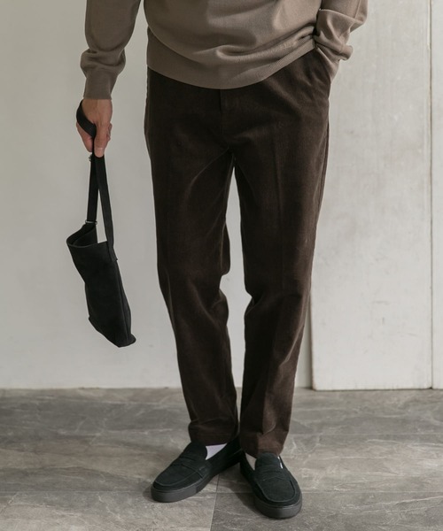 URBAN RESEARCH DOORS（アーバンリサーチドアーズ）の「コーデュロイ テーパードトラウザー（その他パンツ・メンズ・ブラウン/グレー系その他/ブルー系その他/チャコールグレー・38/36/40）」の22枚目の写真