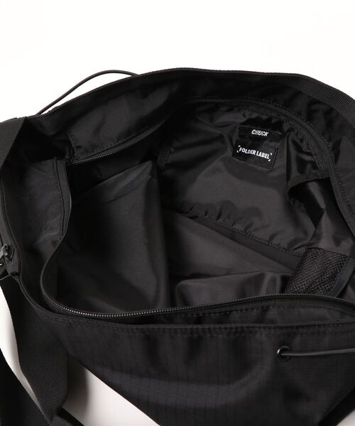 CHUCK(チャック)の「【UNISEX】CHUCK/ミディCross Bag 2238925(ショルダーバッグ・レディース・ブラック・FREE)」の21枚目の写真