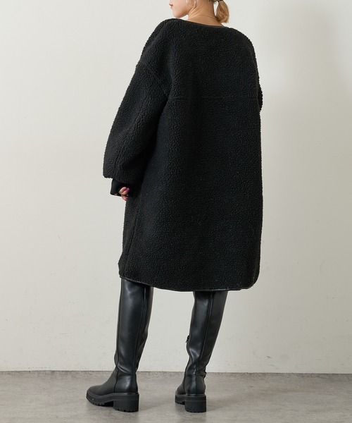 Omekashi（オメカシ）の「リバーシブルキルティングコート（ノーカラーコート・レディース・オフホワイト/ブラック・FREE）」の9枚目の写真