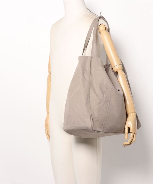 on the day（オンザデイ）の「マーケットバッグ パーテーション L（トートバッグ・レディース・ブルー/イエロー/グレー・FREE）」の9枚目の写真