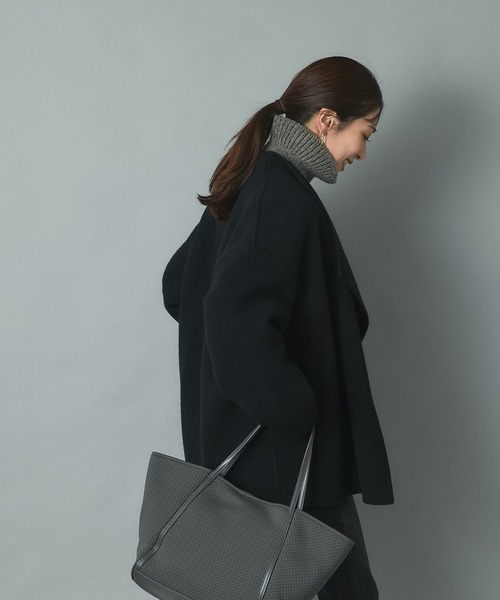 RIVE DROITE(リヴドロワ)の「【R.good(アールドットグッド)】ウエットパンチングトート(トートバッグ・レディース・ブラック/グレー/ベージュ・FREE)」の10枚目の写真