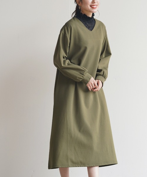 rps（アールピーエス）の「裏起毛カットジョーゼットフレアーワンピース（ワンピース・レディース・ブラック/グレー/カーキ・M）」の16枚目の写真