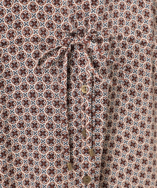 SLOBE IENA(スローブイエナ)の「Smallpattern シャツワンピース【手洗い可能】◆(ワンピース・レディース・ネイビー/ブラウン・FREE)」の8枚目の写真