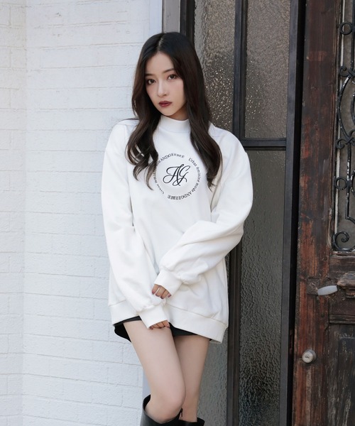 ANDGEEBEE（アンジービー）の「【UNISEX】サークルロゴ裏起毛スウェット（スウェット・レディース・ブラック/ホワイト・MEDIUM）」の2枚目の写真