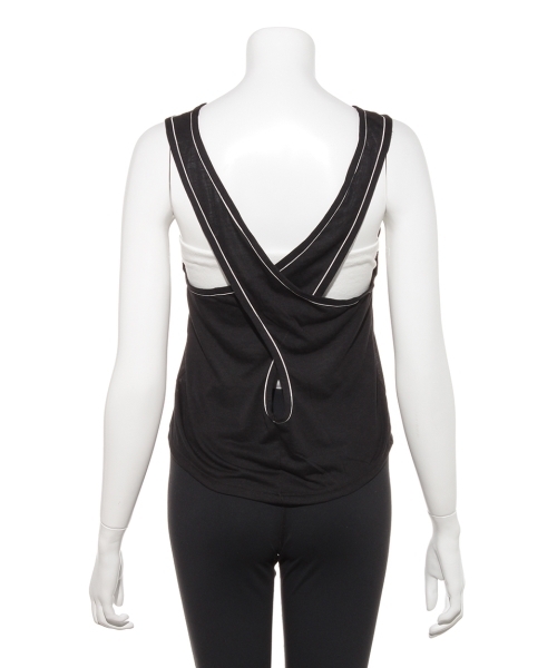 emmi（エミ）の「【NIKE】NY DF ﾌﾟﾘﾝﾄPJ ﾀﾝｸﾄｯﾌﾟ（タンクトップ・レディース・ブラック・MEDIUM/SMALL）」の4枚目の写真