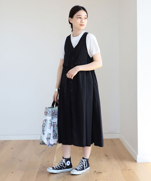 BEAMS BOY(ビームスボーイ)の「BEAMS BOY / ナイロン タッサー C-1 ノースリーブ ワンピース(ワンピース・レディース・ブラック/オリーブ・FREE)」の12枚目の写真