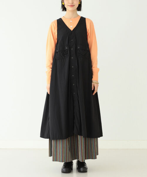 BEAMS BOY(ビームスボーイ)の「BEAMS BOY / ナイロン タッサー C-1 ノースリーブ ワンピース(ワンピース・レディース・ブラック/オリーブ・FREE)」の13枚目の写真