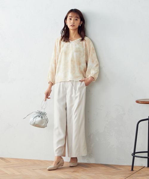 COMME CA ISM（コムサイズム）の「タイダイ風プリント シアー ブラウス（シャツ/ブラウス・レディース・ライトグレー系/ベージュ系/サックスブルー系・SMALL/MEDIUM/LARGE）」の6枚目の写真