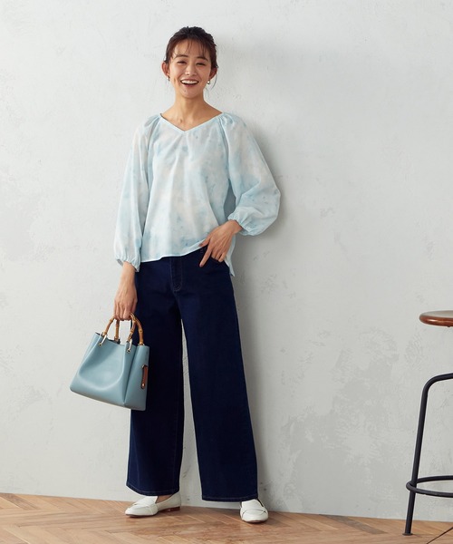 COMME CA ISM（コムサイズム）の「タイダイ風プリント シアー ブラウス（シャツ/ブラウス・レディース・ライトグレー系/ベージュ系/サックスブルー系・SMALL/MEDIUM/LARGE）」の9枚目の写真