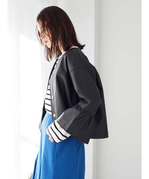 ELENCARE DUE（エレンカーレデュエ）の「・ELENCARE DUE 合皮ノーカラーブルゾン＊（ブルゾン・レディース・グレイッシュベージュ/ブラック・FREE）」の6枚目の写真