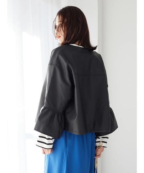 ELENCARE DUE（エレンカーレデュエ）の「・ELENCARE DUE 合皮ノーカラーブルゾン＊（ブルゾン・レディース・グレイッシュベージュ/ブラック・FREE）」の8枚目の写真