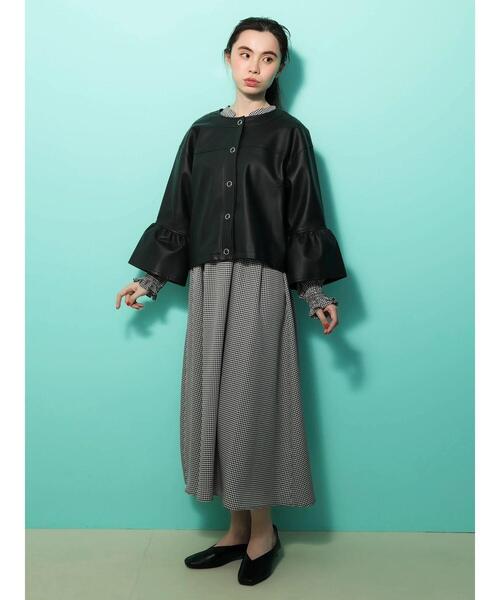 ELENCARE DUE（エレンカーレデュエ）の「・ELENCARE DUE 合皮ノーカラーブルゾン＊（ブルゾン・レディース・グレイッシュベージュ/ブラック・FREE）」の12枚目の写真