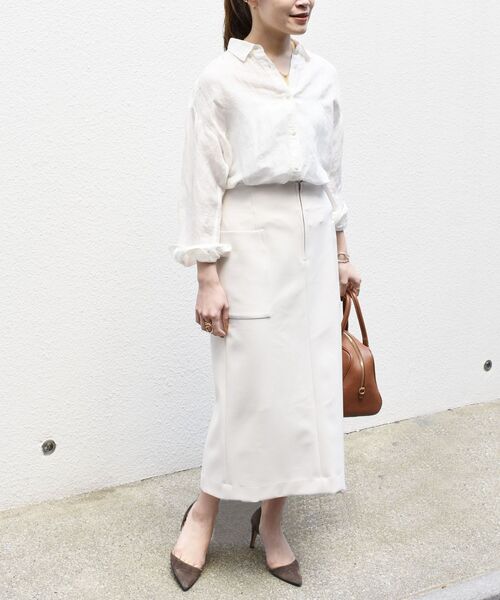 SHIPS（シップス）の「〈手洗い可能〉フロントジップストレッチタイトスカート◇（スカート・レディース・ダークグレー/ナチュラル/ライトグリーン・40/38/36）」の12枚目の写真