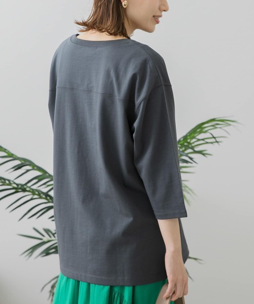 URBAN RESEARCH Sonny Label（アーバンリサーチサニーレーベル）の「コーデュラフットボールロンTシャツ（Tシャツ/カットソー・レディース・チャコールグレー/オフホワイト/ライトベージュ・FREE）」の18枚目の写真