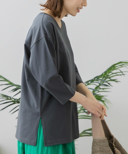 URBAN RESEARCH Sonny Label（アーバンリサーチサニーレーベル）の「コーデュラフットボールロンTシャツ（Tシャツ/カットソー・レディース・チャコールグレー/オフホワイト/ライトベージュ・FREE）」の19枚目の写真