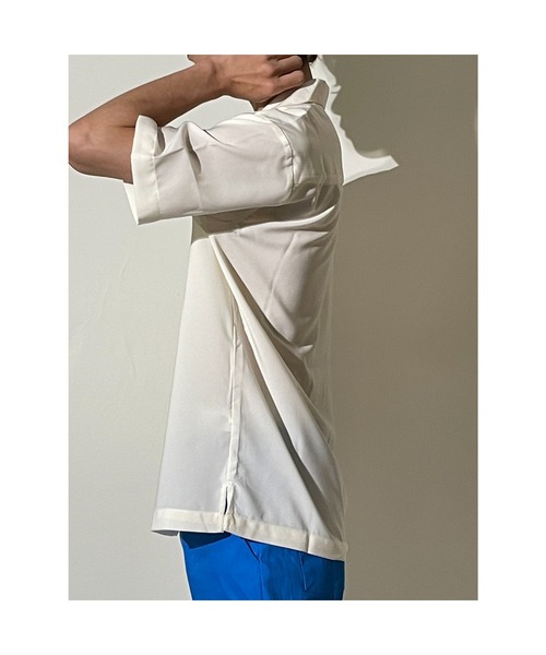 おしゃれスタ(オシャレスタ)の「ゆったりシルエットポリエステル無地オープンカラー半袖シャツ(IR)(シャツ/ブラウス・メンズ・サックスブルー/グリーン/グレイッシュベージュ/ホワイト/ブラック/モカ・L/M/XL)」の10枚目の写真