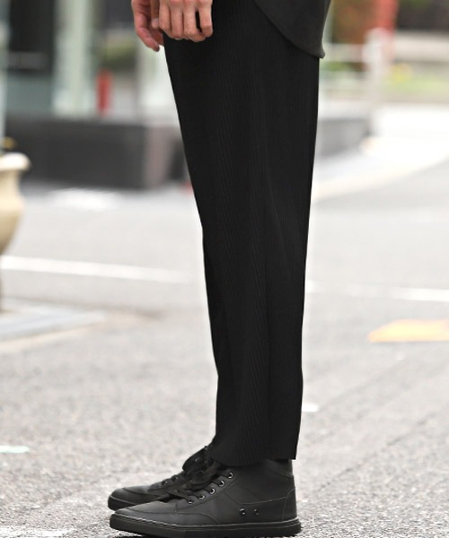 LUXSTYLE(ラグスタイル)の「クレーププリーツワイドイージーパンツ(その他パンツ・メンズ・ブラック/グレー/ブルーグレー・M/L)」の5枚目の写真