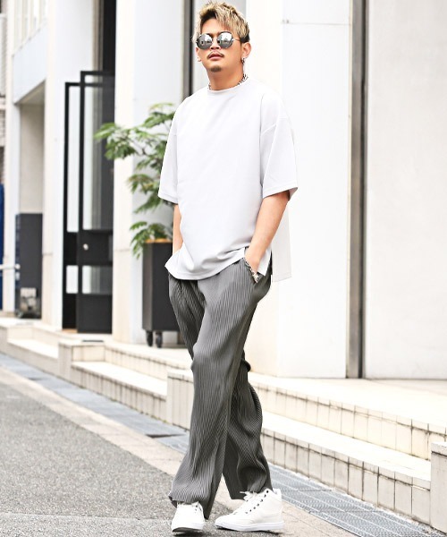 LUXSTYLE(ラグスタイル)の「クレーププリーツワイドイージーパンツ(その他パンツ・メンズ・ブラック/グレー/ブルーグレー・M/L)」の7枚目の写真