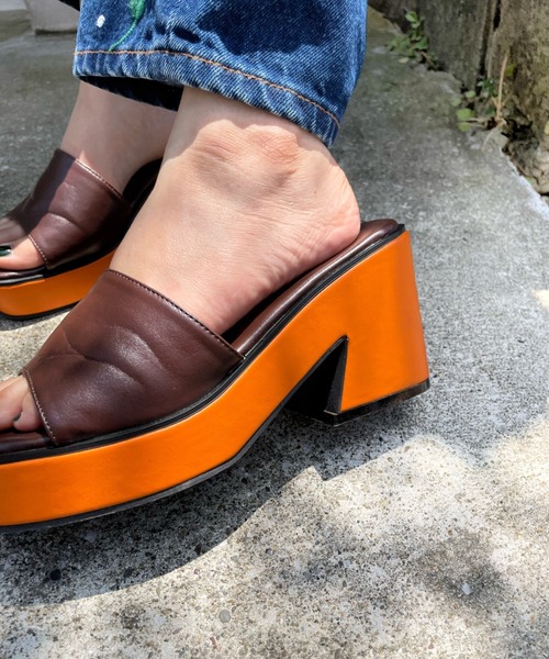 WHO'S WHO gallery（フーズフーギャラリー）の「チャンキーカラーサンダル（サンダル・レディース・サックスブルー/オレンジ/グリーン・MEDIUM/LARGE）」の7枚目の写真