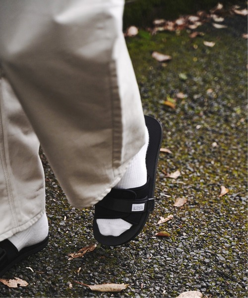 suicoke（スイコック）の「【SUICOKE / スイコック】 PADRI（サンダル・メンズ・ホワイト/ブラック・26cm/27cm/28cm）」の2枚目の写真