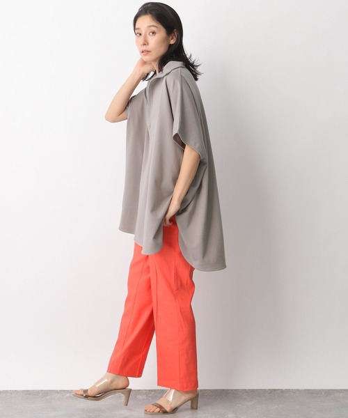 LEPSIM(レプシィム)の「ハーフジップポンチョチュニック 282854(Tシャツ/カットソー・レディース・オフホワイト/グレイッシュベージュ/ブルー・FREE)」の6枚目の写真