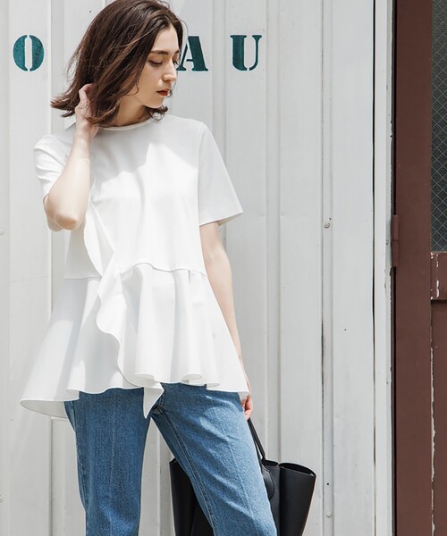 OPAQUE.CLIP（オペークドットクリップ）の「◆シルケットコットン フハク切替 フリルカットソー【WEB限定サイズ】（Tシャツ/カットソー・レディース・ブラック/ホワイト系/ライトブルー/ブラウン系その他・40/38/42/36/34）」の6枚目の写真