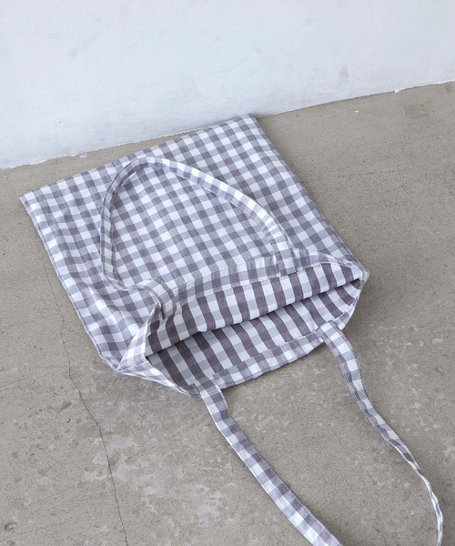 EFOLE（エフォル）の「【EFOLE】 ロゴ刺しゅう チェック柄 トートバッグ（トートバッグ・レディース・グレー/ピンク/グリーン・FREE）」の6枚目の写真