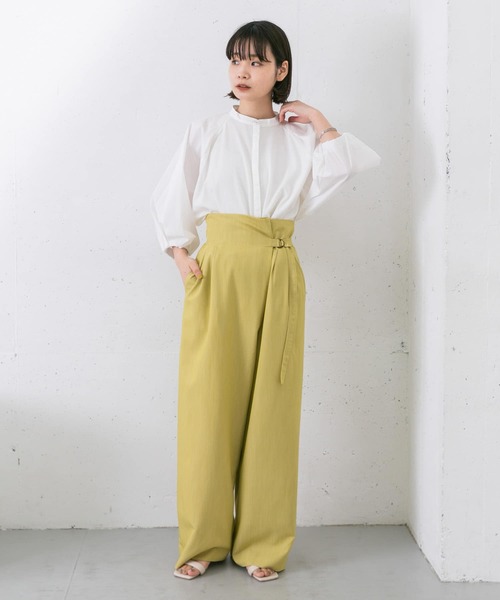 KBF(ケイビーエフ)の「スイッチングオーバーシャツ(シャツ/ブラウス・レディース・ベージュ/オフホワイト/ブラック・ONE)」の8枚目の写真