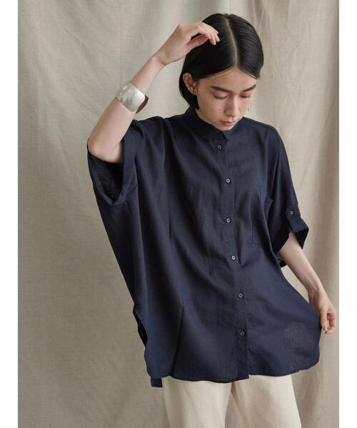 AMERICAN HOLIC（アメリカンホリック）の「リネンブレンドロールアップシャツチュニック（シャツ/ブラウス・レディース・ネイビー/オフホワイト/キャメル・L/M）」の7枚目の写真