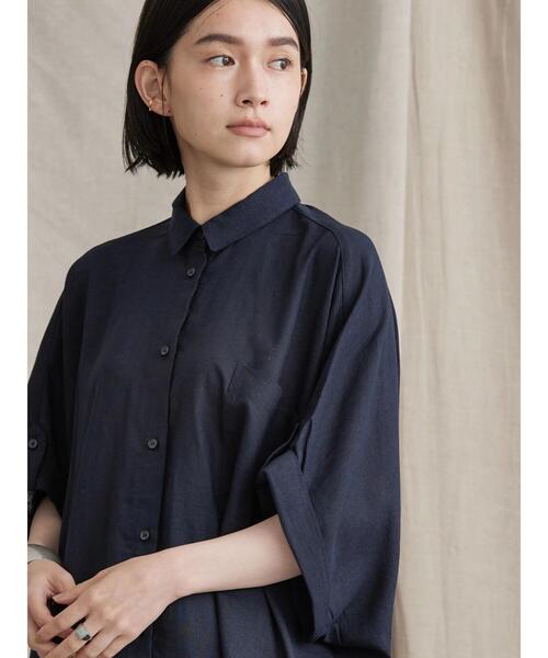AMERICAN HOLIC（アメリカンホリック）の「リネンブレンドロールアップシャツチュニック（シャツ/ブラウス・レディース・ネイビー/オフホワイト/キャメル・L/M）」の17枚目の写真
