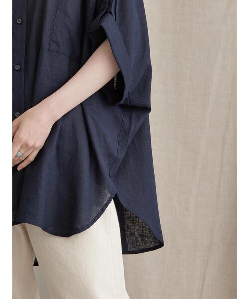 AMERICAN HOLIC（アメリカンホリック）の「リネンブレンドロールアップシャツチュニック（シャツ/ブラウス・レディース・ネイビー/オフホワイト/キャメル・L/M）」の19枚目の写真