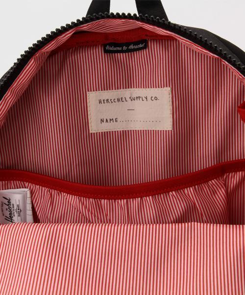 Herschel Supply（ハーシェルサプライ）の「Herschel Supply / ＜KIDS＞SETTLEMENT BACKPACK 15SS（バックパック/リュック・キッズ・ブラック/ピンク/サックスブルー・ONE SIZE）」の6枚目の写真