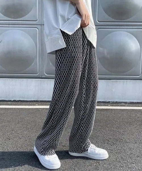 Mimma/Mimaa(ミマ)の「【Mimma/Mimaa】総柄イージーリゾートパンツ(スラックス・メンズ・ホワイト/ブラック/イエロー・FREE)」の6枚目の写真