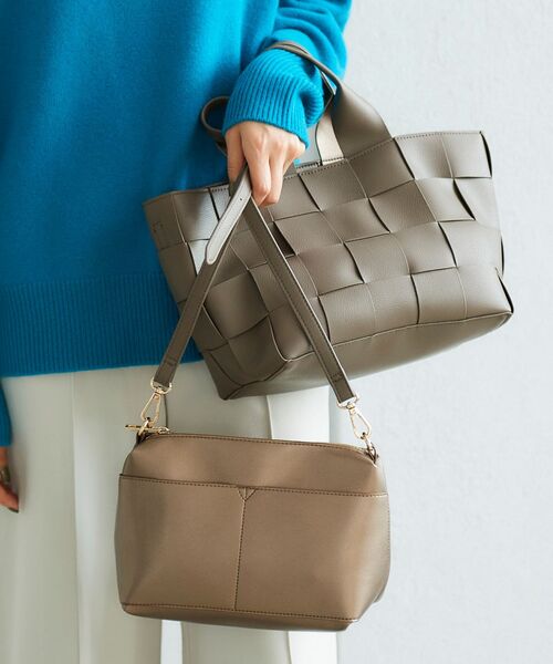 le.coeur blanc（ルクールブラン）の「メッシュ2WAYトート（トートバッグ・レディース・ブラック/グレイッシュベージュ・FREE）」の8枚目の写真