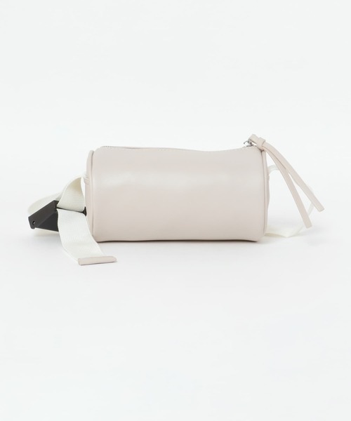 KBF（ケイビーエフ）の「ワイドベルトBAG（ショルダーバッグ・レディース・ブラック/アイボリー・ONE）」の13枚目の写真