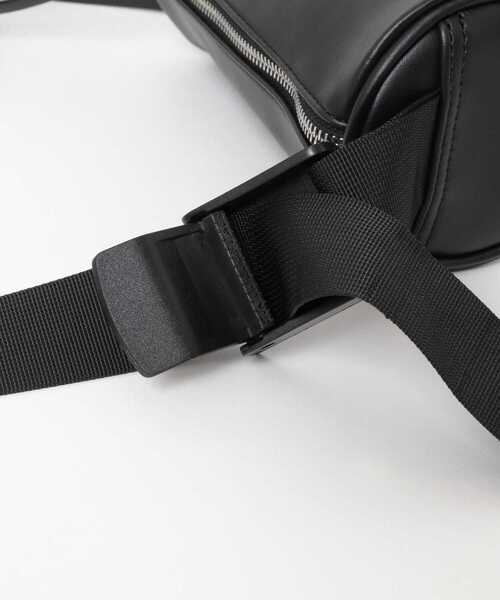KBF（ケイビーエフ）の「ワイドベルトBAG（ショルダーバッグ・レディース・ブラック/アイボリー・ONE）」の10枚目の写真