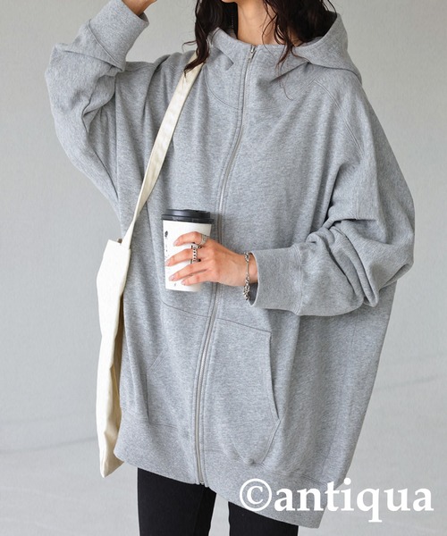 antiqua（アンティカ）の「綿100%ジップラグランショート丈パーカー（パーカー・レディース・ブラック/カーキ/杢グレー/ブルー系その他・FREE）」の11枚目の写真