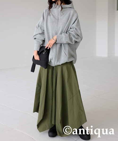 antiqua（アンティカ）の「綿100%ジップラグランショート丈パーカー（パーカー・レディース・ブラック/カーキ/杢グレー/ブルー系その他・FREE）」の17枚目の写真