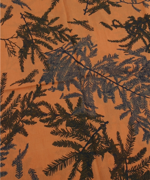 Denime(ドゥニーム)の「Forestストール(ストール/ショール・レディース・ホワイト/カーキ/オレンジ・FREE)」の9枚目の写真