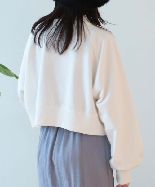 archives(アルシーヴ)の「刺繍ロゴクロップドスウェット(スウェット・レディース・グレー/オフホワイト/ブラック・MEDIUM)」の7枚目の写真