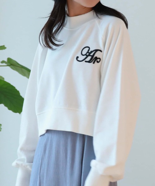 archives(アルシーヴ)の「刺繍ロゴクロップドスウェット(スウェット・レディース・グレー/オフホワイト/ブラック・MEDIUM)」の6枚目の写真