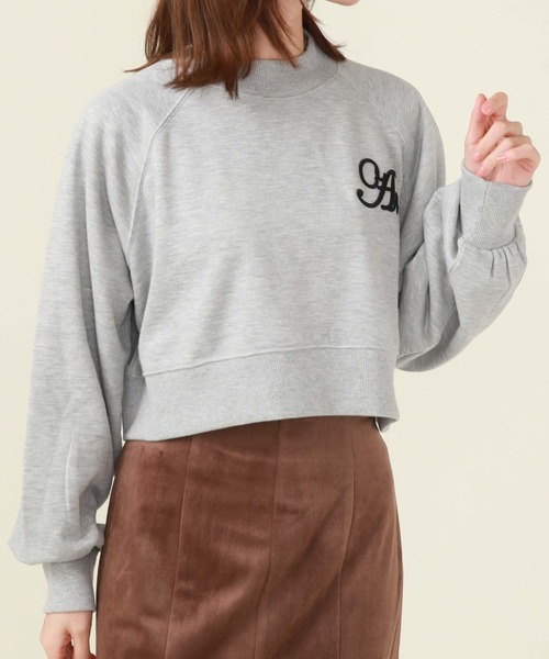 archives(アルシーヴ)の「刺繍ロゴクロップドスウェット(スウェット・レディース・グレー/オフホワイト/ブラック・MEDIUM)」の11枚目の写真